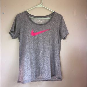 Womens nike tee